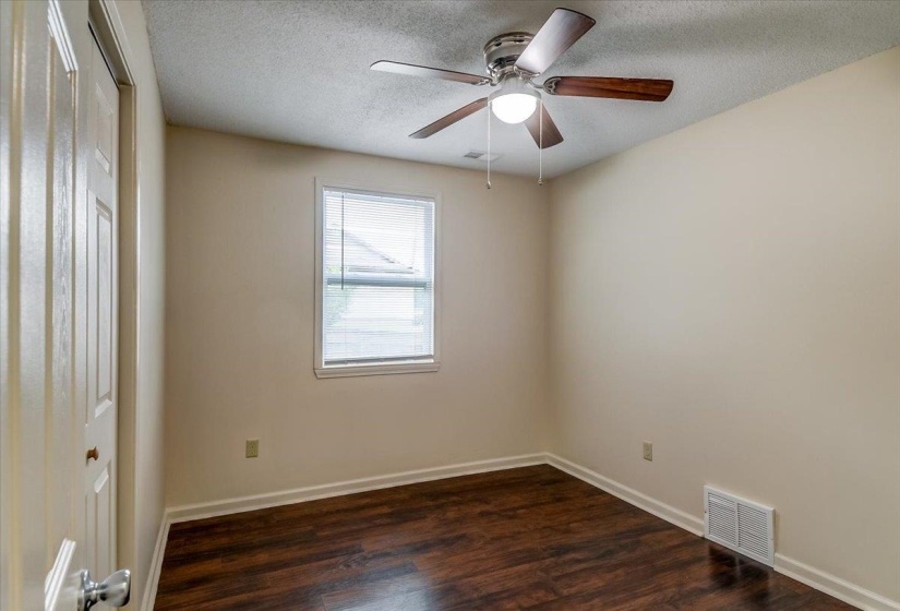 1411 ROBERTS RD, Memphis, Tennessee 38106, 3 Bedroom Bedrooms, 5 Room Rooms,1 BathroomBathrooms,Residential,For Sale,ROBERTS,0,10219464