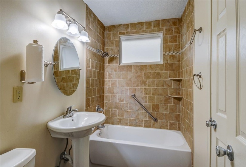 1411 ROBERTS RD, Memphis, Tennessee 38106, 3 Bedroom Bedrooms, 5 Room Rooms,1 BathroomBathrooms,Residential,For Sale,ROBERTS,0,10219464