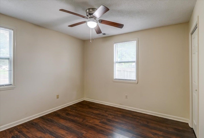 1411 ROBERTS RD, Memphis, Tennessee 38106, 3 Bedroom Bedrooms, 5 Room Rooms,1 BathroomBathrooms,Residential,For Sale,ROBERTS,0,10219464