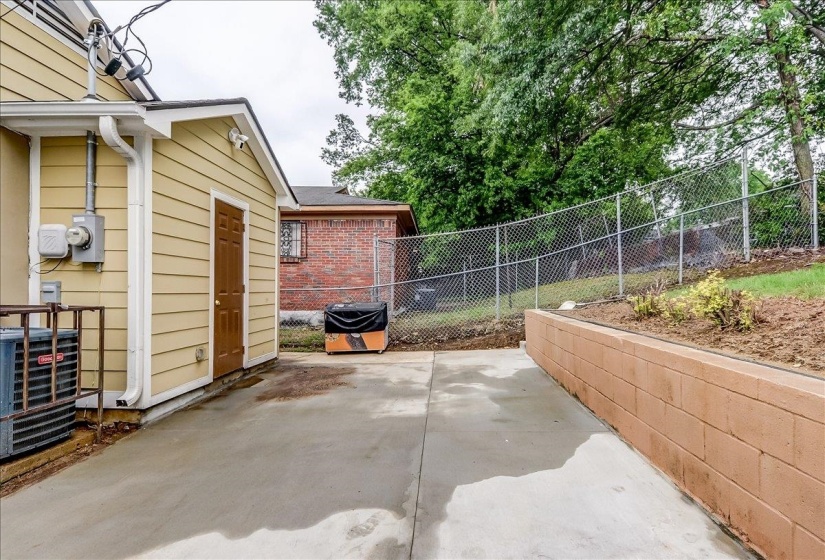1411 ROBERTS RD, Memphis, Tennessee 38106, 3 Bedroom Bedrooms, 5 Room Rooms,1 BathroomBathrooms,Residential,For Sale,ROBERTS,0,10219464