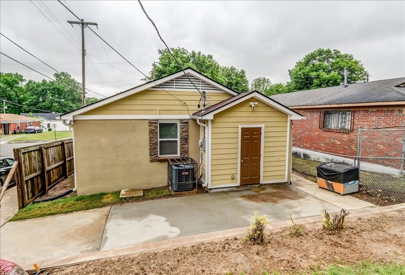 1411 ROBERTS RD, Memphis, Tennessee 38106, 3 Bedroom Bedrooms, 5 Room Rooms,1 BathroomBathrooms,Residential,For Sale,ROBERTS,0,10219464