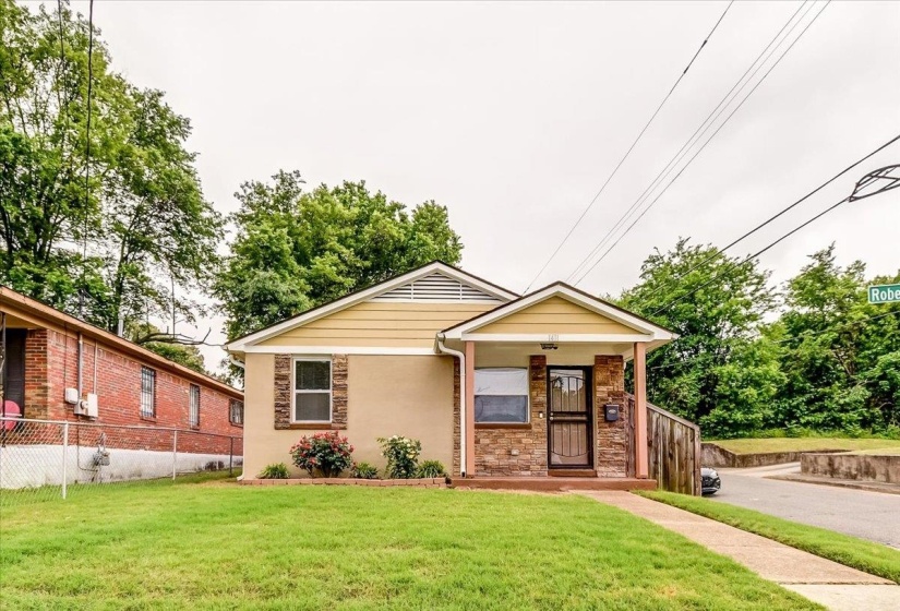 1411 ROBERTS RD, Memphis, Tennessee 38106, 3 Bedroom Bedrooms, 5 Room Rooms,1 BathroomBathrooms,Residential,For Sale,ROBERTS,0,10219464