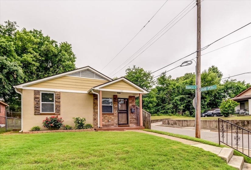 1411 ROBERTS RD, Memphis, Tennessee 38106, 3 Bedroom Bedrooms, 5 Room Rooms,1 BathroomBathrooms,Residential,For Sale,ROBERTS,0,10219464