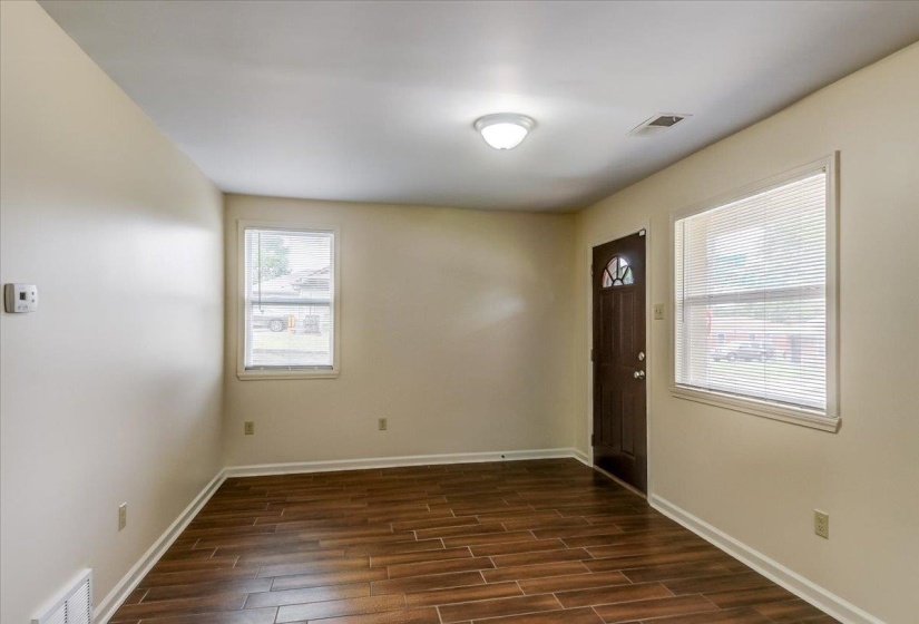 1411 ROBERTS RD, Memphis, Tennessee 38106, 3 Bedroom Bedrooms, 5 Room Rooms,1 BathroomBathrooms,Residential,For Sale,ROBERTS,0,10219464