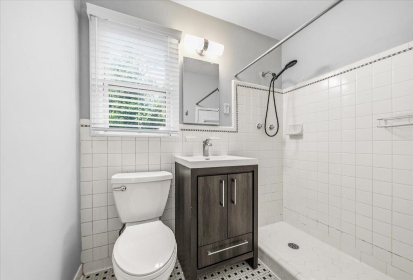 1594 DORSET DR, Memphis, Tennessee 38117, 3 Bedroom Bedrooms, 8 Room Rooms,2 BathroomBathrooms,Residential,For Sale,DORSET,0,10220442