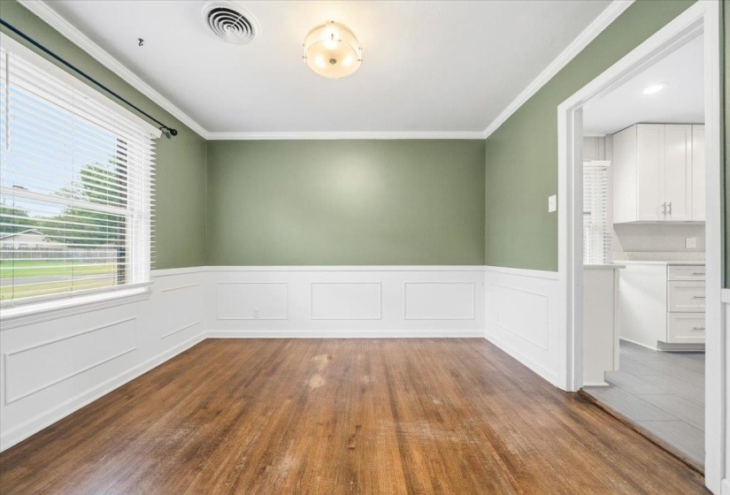 1594 DORSET DR, Memphis, Tennessee 38117, 3 Bedroom Bedrooms, 8 Room Rooms,2 BathroomBathrooms,Residential,For Sale,DORSET,0,10220442
