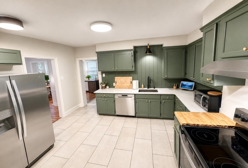3545 SHIRLWOOD AVE, Memphis, Tennessee 38122, 3 Bedroom Bedrooms, 8 Room Rooms,2 BathroomBathrooms,Residential,For Sale,SHIRLWOOD,0,10220444