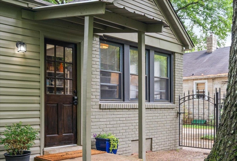 3545 SHIRLWOOD AVE, Memphis, Tennessee 38122, 3 Bedroom Bedrooms, 8 Room Rooms,2 BathroomBathrooms,Residential,For Sale,SHIRLWOOD,0,10220444