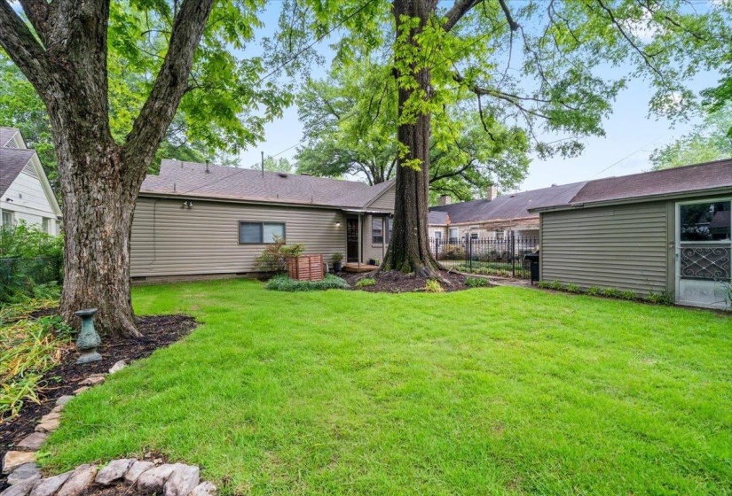 3545 SHIRLWOOD AVE, Memphis, Tennessee 38122, 3 Bedroom Bedrooms, 8 Room Rooms,2 BathroomBathrooms,Residential,For Sale,SHIRLWOOD,0,10220444
