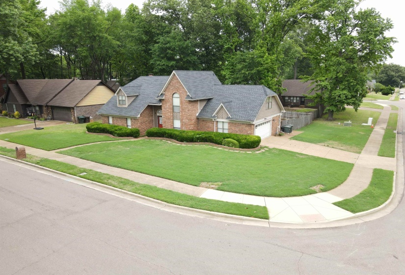 3422 COUNTRYHILL DR, Bartlett, Tennessee 38135, 3 Bedroom Bedrooms, 7 Room Rooms,2.1 BathroomBathrooms,Residential,For Sale,COUNTRYHILL,0,10220447