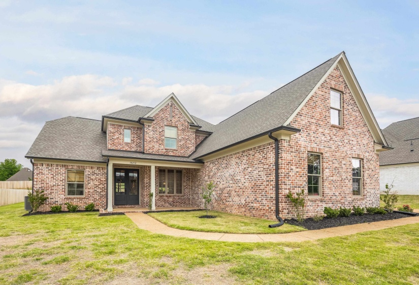 10252 GRAY HERON DR, Lakeland, Tennessee 38002, 4 Bedroom Bedrooms, 9 Room Rooms,3 BathroomBathrooms,Residential,For Sale,GRAY HERON,0,10220448