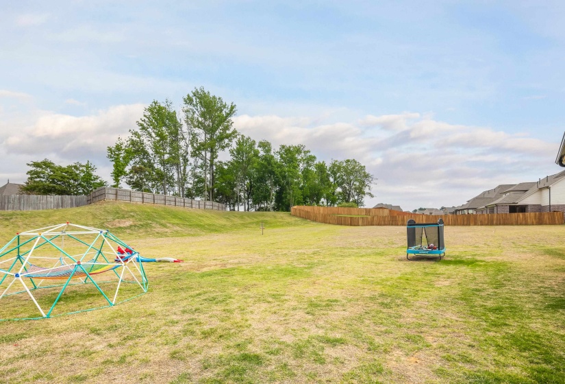 10252 GRAY HERON DR, Lakeland, Tennessee 38002, 4 Bedroom Bedrooms, 9 Room Rooms,3 BathroomBathrooms,Residential,For Sale,GRAY HERON,0,10220448