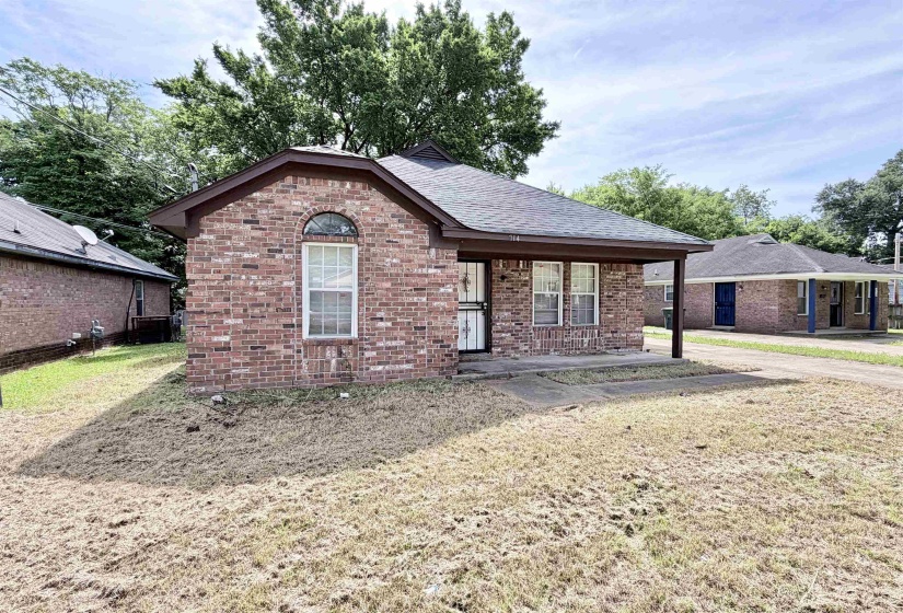 714 PEARCE ST, Memphis, Tennessee 38107, 3 Bedrooms Bedrooms, 5 Rooms Rooms,2 BathroomsBathrooms,Residential,For Sale,PEARCE,10220469