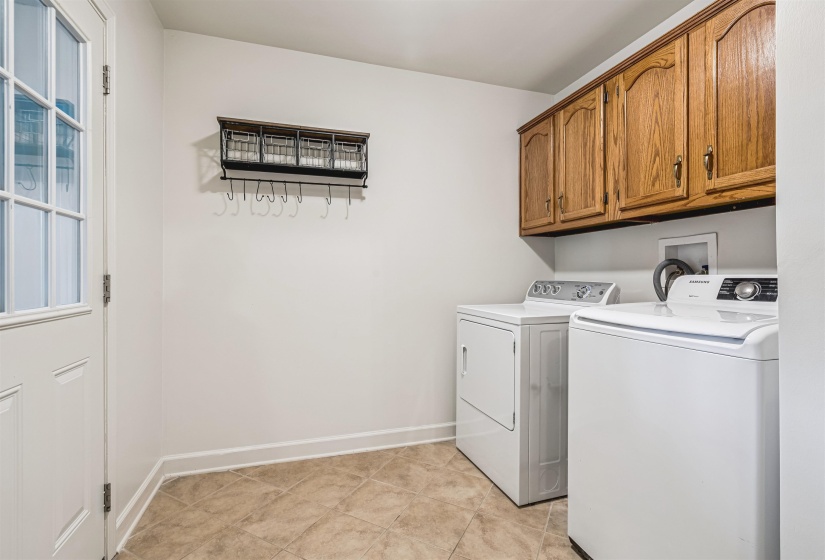 3264 PATRICIA ELLEN DR, Bartlett, Tennessee 38133, 4 Bedroom Bedrooms, 8 Room Rooms,3 BathroomBathrooms,Residential,For Sale,PATRICIA ELLEN,0,10220483