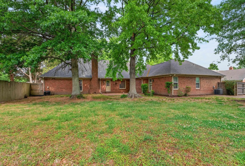 3264 PATRICIA ELLEN DR, Bartlett, Tennessee 38133, 4 Bedroom Bedrooms, 8 Room Rooms,3 BathroomBathrooms,Residential,For Sale,PATRICIA ELLEN,0,10220483