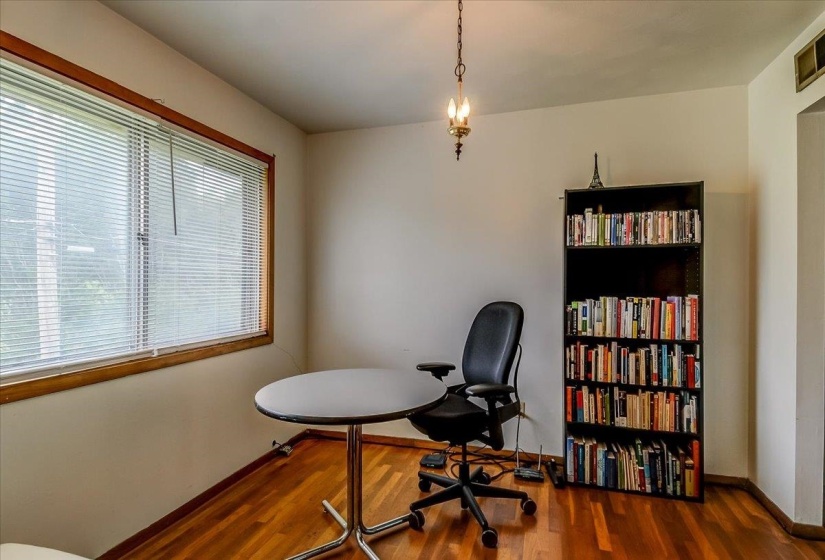 2569 ROZELLE ST, Memphis, Tennessee 38114, 3 Bedroom Bedrooms, 7 Room Rooms,1.1 BathroomBathrooms,Residential,For Sale,ROZELLE,0,10220487