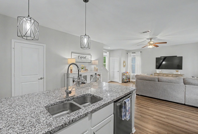 453 OLIVE BRANCH WAY, Oxford, Mississippi 38655, 4 Bedrooms Bedrooms, 8 Rooms Rooms,4.1 BathroomsBathrooms,Residential,For Sale,OLIVE BRANCH,10220500