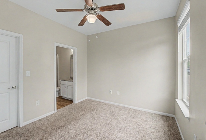 453 OLIVE BRANCH WAY, Oxford, Mississippi 38655, 4 Bedrooms Bedrooms, 8 Rooms Rooms,4.1 BathroomsBathrooms,Residential,For Sale,OLIVE BRANCH,10220500