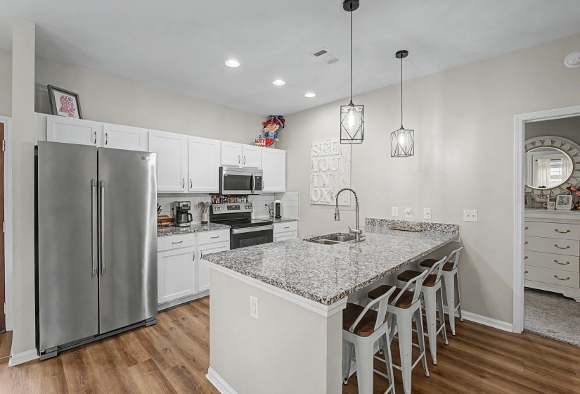 453 OLIVE BRANCH WAY, Oxford, Mississippi 38655, 4 Bedrooms Bedrooms, 8 Rooms Rooms,4.1 BathroomsBathrooms,Residential,For Sale,OLIVE BRANCH,10220500