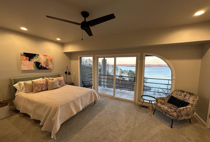 165 LAKESHORE LN, Counce, Tennessee 38326, 3 Bedrooms Bedrooms, 9 Rooms Rooms,3.1 BathroomsBathrooms,Residential,For Sale,LAKESHORE,10213316