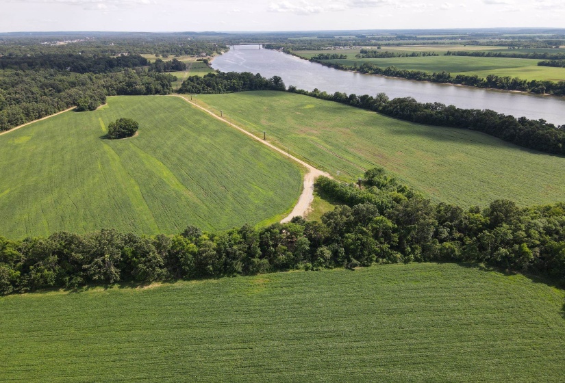 859 CRAVENS RD, Savannah, Tennessee 38372, ,Land,For Sale,CRAVENS,10220517