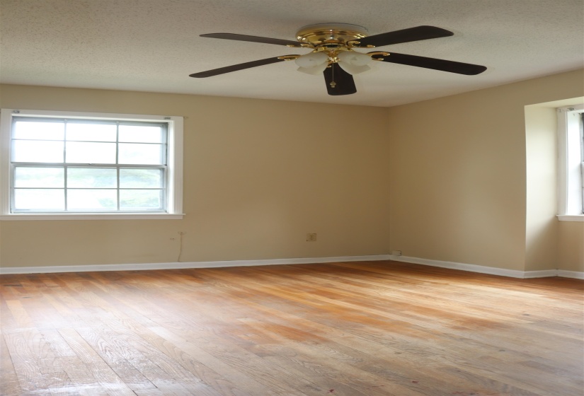 3641 RALEIGH-MILLINGTON RD, Memphis, Tennessee 38128, 4 Bedrooms Bedrooms, 8 Rooms Rooms,2.1 BathroomsBathrooms,Residential,For Sale,RALEIGH-MILLINGTON,10220506
