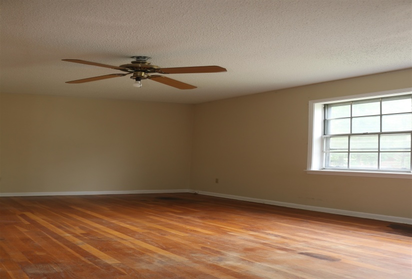 3641 RALEIGH-MILLINGTON RD, Memphis, Tennessee 38128, 4 Bedrooms Bedrooms, 8 Rooms Rooms,2.1 BathroomsBathrooms,Residential,For Sale,RALEIGH-MILLINGTON,10220506