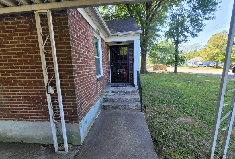 4033 REENIE AVE, Memphis, Tennessee 38128, 3 Bedroom Bedrooms, 5 Room Rooms,1 BathroomBathrooms,Residential,For Sale,REENIE,0,10220508
