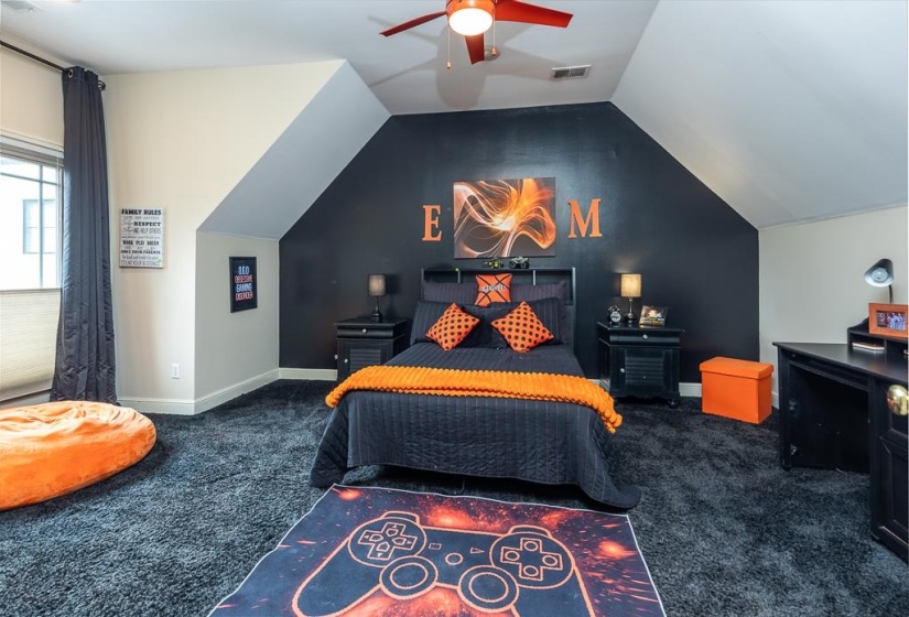 100 FOUNDERS LN, Memphis, Tennessee 38103, 4 Bedrooms Bedrooms, 7 Rooms Rooms,3.1 BathroomsBathrooms,Residential,For Sale,FOUNDERS,10220521