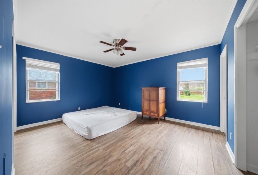 1305 CHERRY RD, Memphis, Tennessee 38117, 4 Bedroom Bedrooms, 7 Room Rooms,2.1 BathroomBathrooms,Residential,For Sale,CHERRY,0,10220525