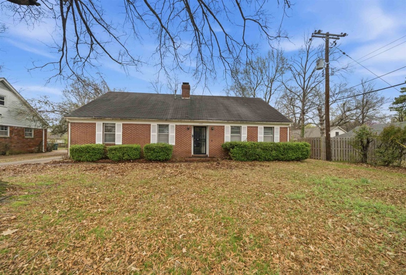 1305 CHERRY RD, Memphis, Tennessee 38117, 4 Bedroom Bedrooms, 7 Room Rooms,2.1 BathroomBathrooms,Residential,For Sale,CHERRY,0,10220525