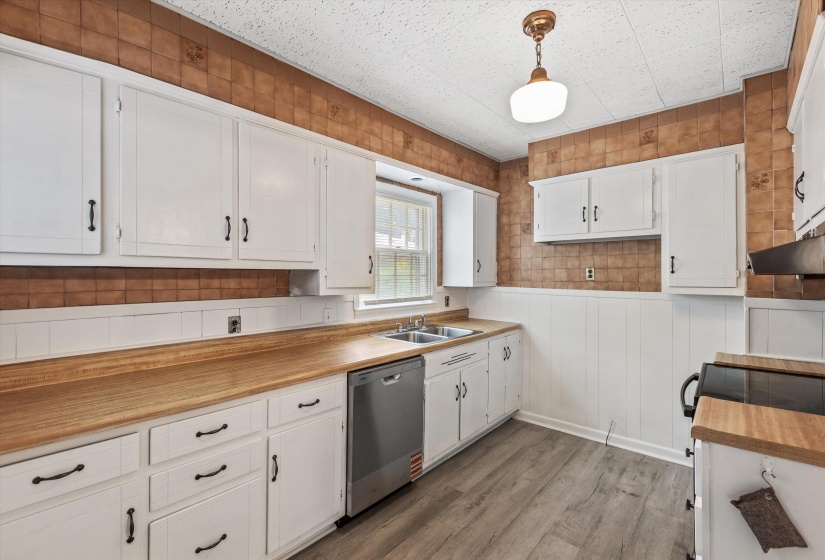 135 GREER ST, Memphis, Tennessee 38111, 3 Bedroom Bedrooms, 6 Room Rooms,1 BathroomBathrooms,Residential,For Sale,GREER,0,10220527