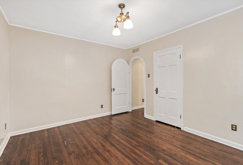135 GREER ST, Memphis, Tennessee 38111, 3 Bedroom Bedrooms, 6 Room Rooms,1 BathroomBathrooms,Residential,For Sale,GREER,0,10220527