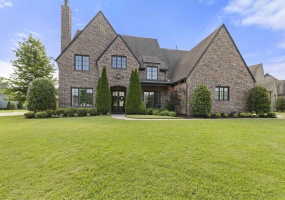 1676 HORSESHOE BEND TRL, Collierville, Tennessee 38017, 5 Bedrooms Bedrooms, 11 Rooms Rooms,5 BathroomsBathrooms,Residential,For Sale,HORSESHOE BEND,10220532