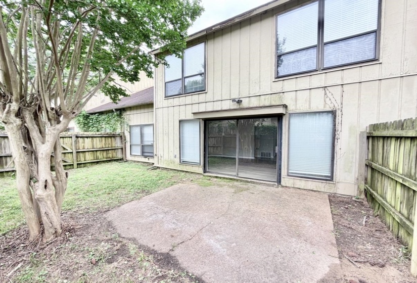 8406 ROCKCREEK PKY, Memphis, Tennessee 38016, 3 Bedrooms Bedrooms, 6 Rooms Rooms,2.1 BathroomsBathrooms,Residential,For Sale,ROCKCREEK,10220537