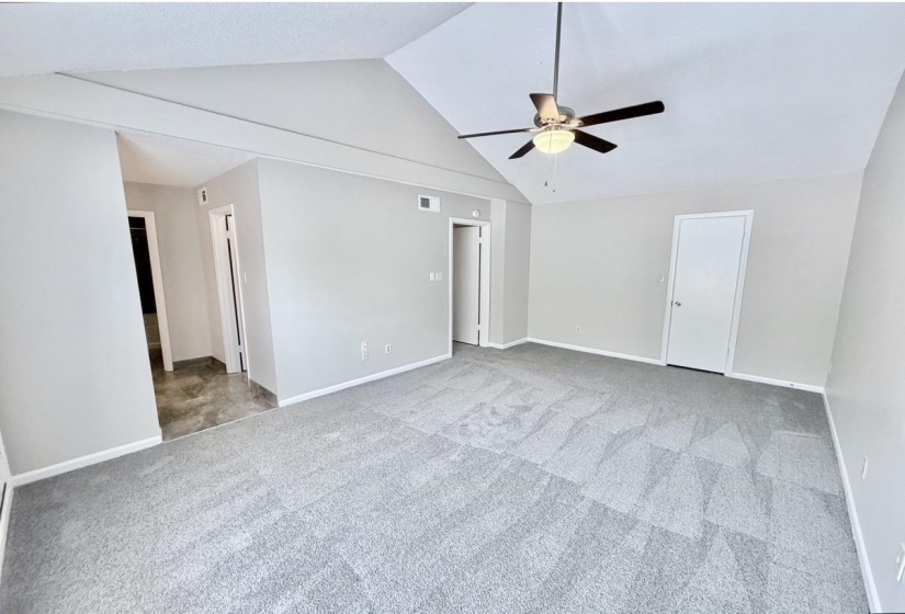 8406 ROCKCREEK PKY, Memphis, Tennessee 38016, 3 Bedrooms Bedrooms, 6 Rooms Rooms,2.1 BathroomsBathrooms,Residential,For Sale,ROCKCREEK,10220537