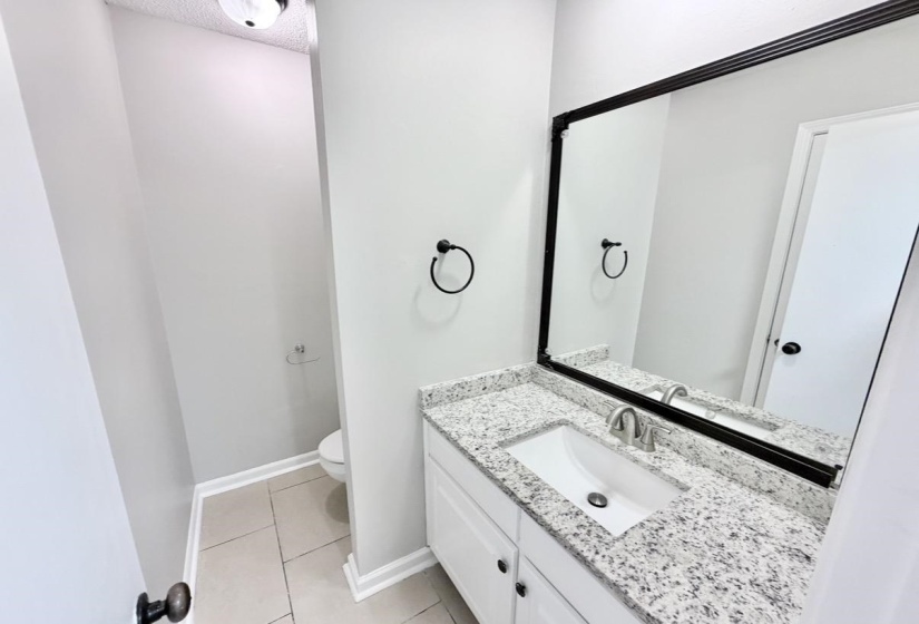 8406 ROCKCREEK PKY, Memphis, Tennessee 38016, 3 Bedrooms Bedrooms, 6 Rooms Rooms,2.1 BathroomsBathrooms,Residential,For Sale,ROCKCREEK,10220537