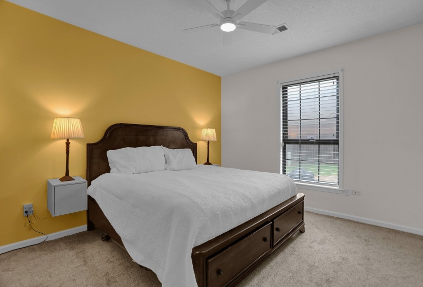 6669 PONDSIDE CIR, Memphis, Tennessee 38119, 3 Bedrooms Bedrooms, 6 Rooms Rooms,2.1 BathroomsBathrooms,Residential,For Sale,PONDSIDE,10220541