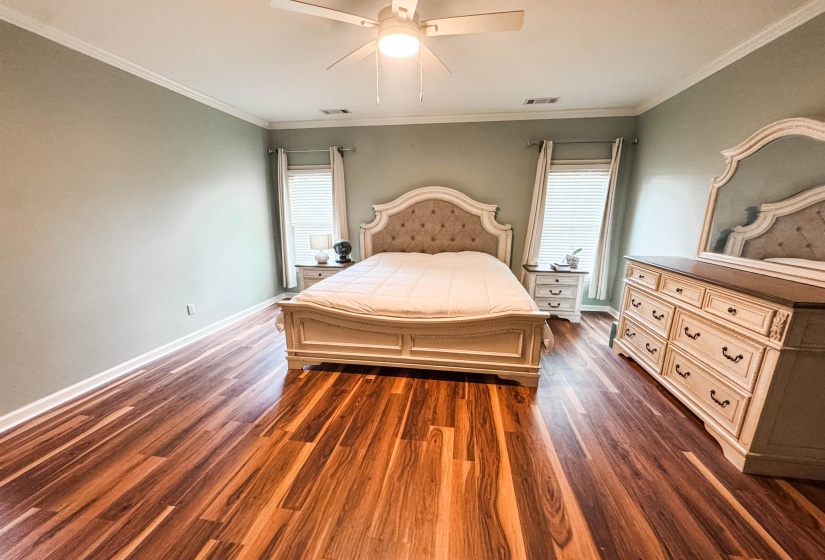 850 COLEHERNE DR, Collierville, Tennessee 38017, 4 Bedrooms Bedrooms, 9 Rooms Rooms,2.1 BathroomsBathrooms,Rental Properties,For Sale,COLEHERNE,10220579