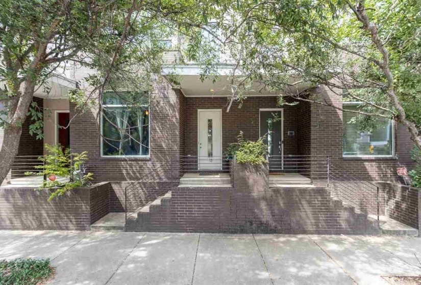 18 GEORGIA AVE, Memphis, Tennessee 38103, 3 Bedrooms Bedrooms, 6 Rooms Rooms,3 BathroomsBathrooms,Rental Properties,For Sale,GEORGIA,10220589