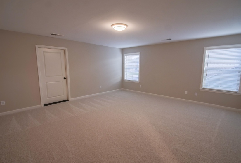9568 GRAYS HOLLOW DR, Cordova, Tennessee 38018, 5 Bedroom Bedrooms, 11 Room Rooms,3.1 BathroomBathrooms,Residential,For Sale,GRAYS HOLLOW,0,10208558