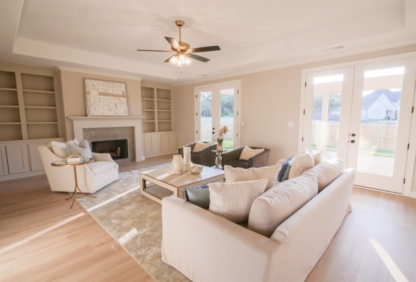 9568 GRAYS HOLLOW DR, Cordova, Tennessee 38018, 5 Bedroom Bedrooms, 11 Room Rooms,3.1 BathroomBathrooms,Residential,For Sale,GRAYS HOLLOW,0,10208558