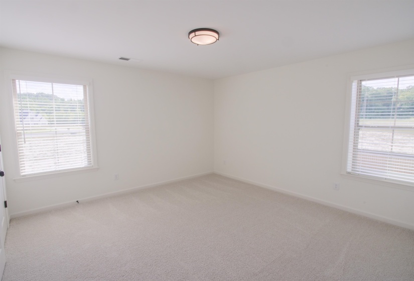 9562 GRAYS HOLLOW DR, Cordova, Tennessee 38018, 5 Bedroom Bedrooms, 11 Room Rooms,3 BathroomBathrooms,Residential,For Sale,GRAYS HOLLOW,0,10208563