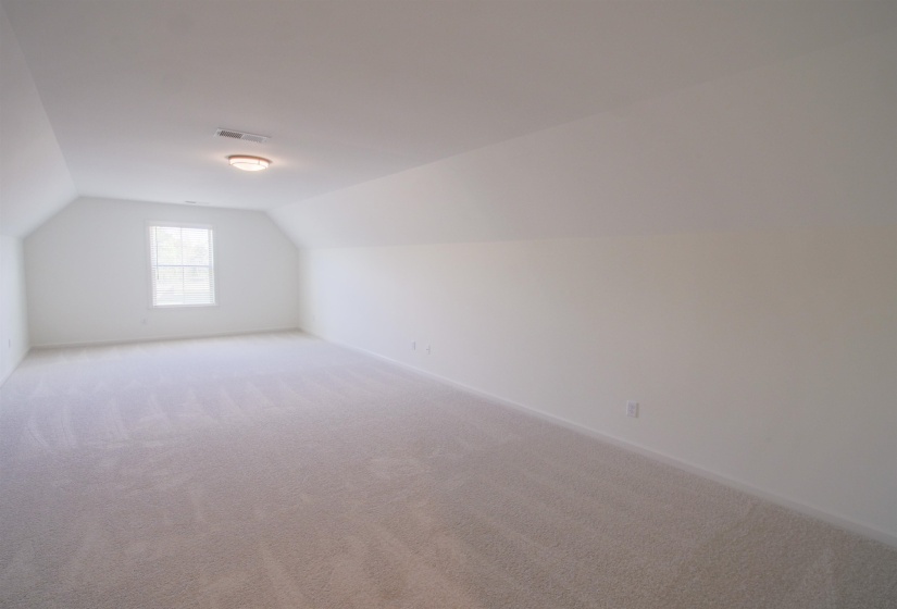 9562 GRAYS HOLLOW DR, Cordova, Tennessee 38018, 5 Bedroom Bedrooms, 11 Room Rooms,3 BathroomBathrooms,Residential,For Sale,GRAYS HOLLOW,0,10208563