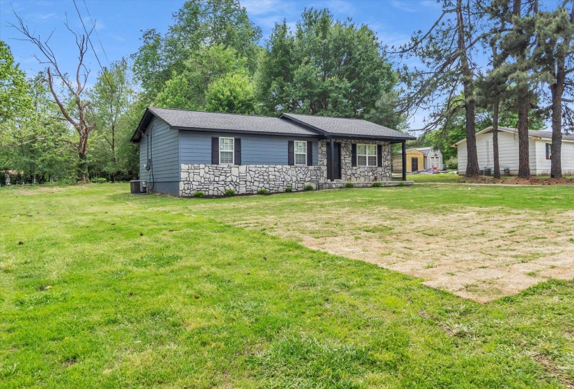 129 TATLOCK CIR, Covington, Tennessee 38019, 3 Bedroom Bedrooms, 4 Room Rooms,1 BathroomBathrooms,Residential,For Sale,TATLOCK,0,10219340