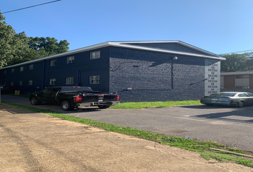 4010 SUMMER AVE, Memphis, Tennessee 38122, ,Multi-family,For Sale,SUMMER,10220598