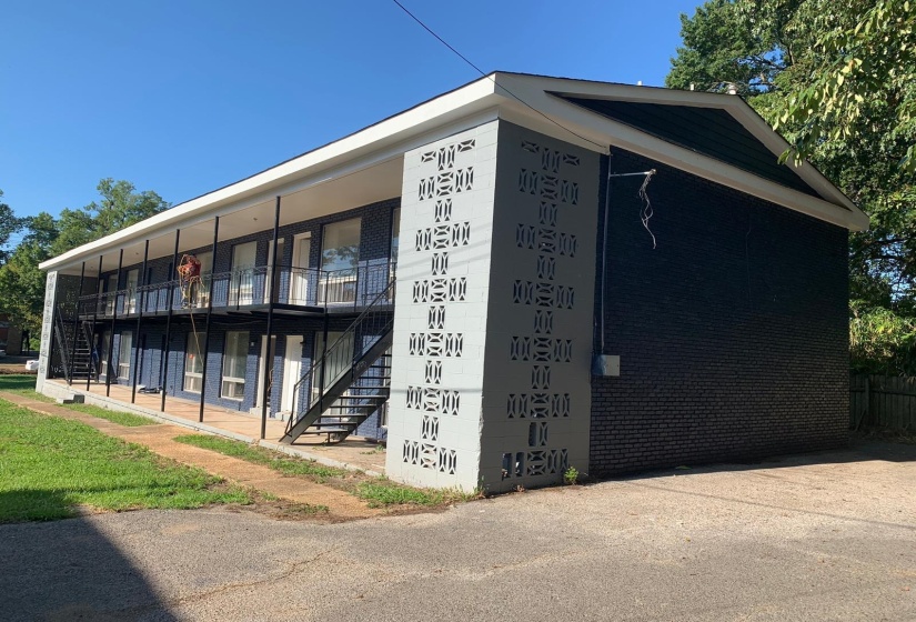 4010 SUMMER AVE, Memphis, Tennessee 38122, ,Multi-family,For Sale,SUMMER,10220598