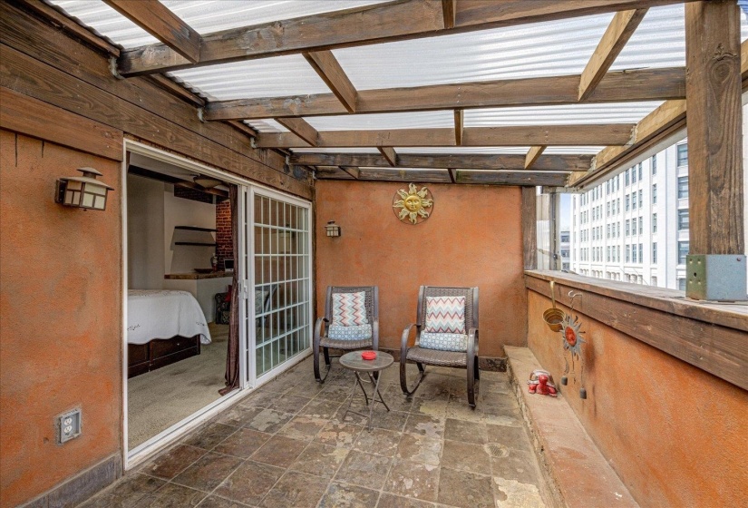 Sunroom with stone finish flooring