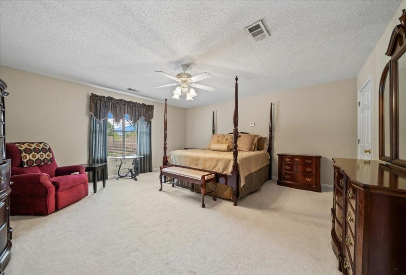 1320 WOLF LAIR DR, Collierville, Tennessee 38017, 4 Bedrooms Bedrooms, 9 Rooms Rooms,3 BathroomsBathrooms,Residential,For Sale,WOLF LAIR,10220545