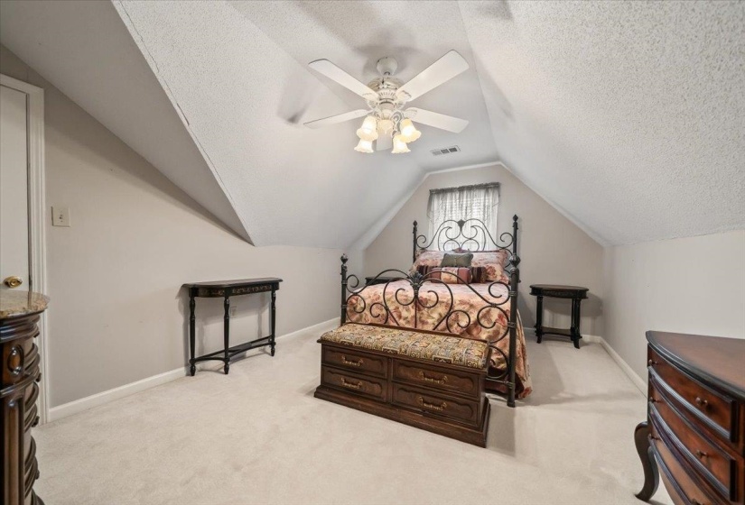 1320 WOLF LAIR DR, Collierville, Tennessee 38017, 4 Bedrooms Bedrooms, 9 Rooms Rooms,3 BathroomsBathrooms,Residential,For Sale,WOLF LAIR,10220545